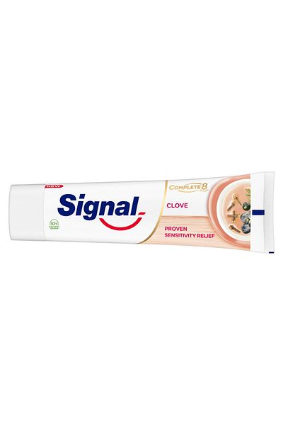 Signal Complete 8 Clove Toothpaste 75 ml