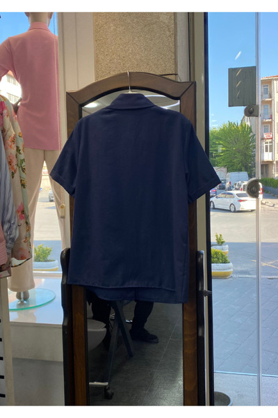 PERA MODA قميص من قماش البوبلين بأكمام قصيرة وأزرار مخفية