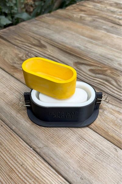 RufusConcept Elips Silicone Cup Mold with Pulley