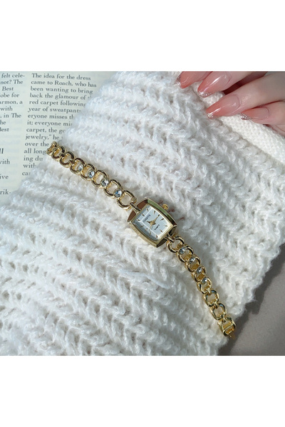 Choice ساعة كوارتز عتيقة رفيعة القيمة بمينا مربعة بسيطة باللون الذهبي وحزام س...