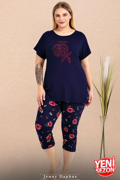 Jenny Daphne Large Size Floral Patterned Navy Blue Crew Neck Short Sleeve Capri Pajama Set 10735
