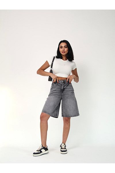 Zeo Basic Gray Ice Wash Bermuda Shorts
