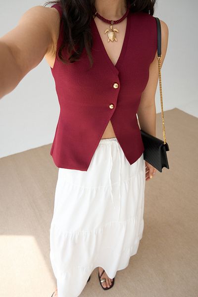 LOOSH Women's Burgundy Gold Buttoned Plain Knit Vest