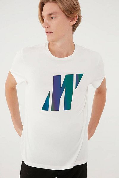 Mavi Tricou alb pentru bărbați - imprimeu cu logo reflector, negru Pro 066255-30701