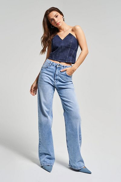 its basic Blugi de damă Culoare 4s5-27 Straight Fit Lycra Țesătură flexibilă Lungime interioară 83 cm Blugi denim cu talie înaltă