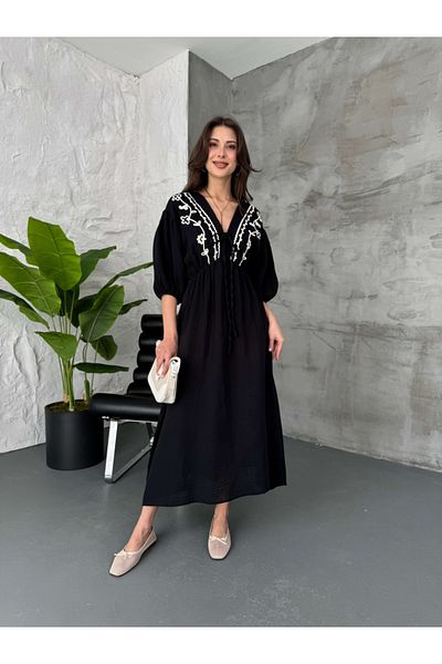 Elif Özbey Butik Rochie de muselina neagra brodata