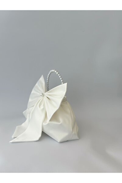 posst bag Τσάντα βραδινού φορέματος με φιόγκο και πέρλες σε ανοιχτό λευκό χρώμα