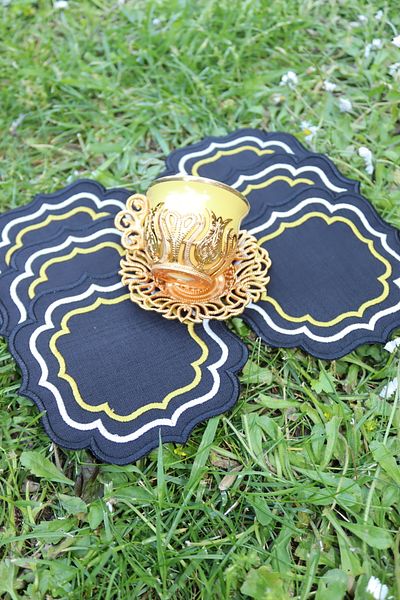 vipceyiz Black Silver and Gold Detailed 6-Piece Coffee Side Presentation Napkin Cocktail Napkin