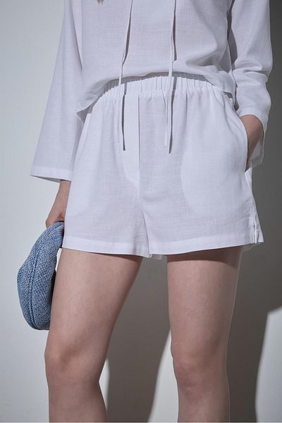 Suud Collection Λευκό λινό σορτς Zoe Basic