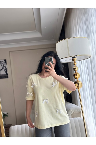 Bisou Ribbon Detail T-Shirt