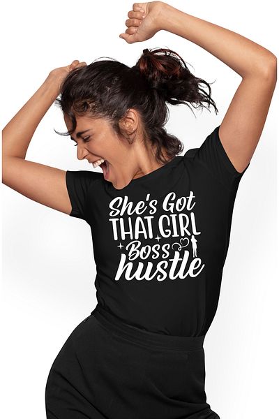 StoryGift Romania Tricou Femei Pentru O Fata Care Are Atitudine De Patroana Muncitoare Cu Imprime Blk_m