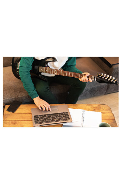 StoryGift Romania Tablou Canvas: Adolescent Talentat Si Chitara - Muzica Si Tehnologie