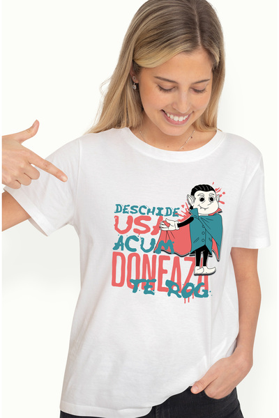 StoryGift Romania Tricou Femei Dracula-deschide Usa Acum Doneaza Te Rog, Cu I...
