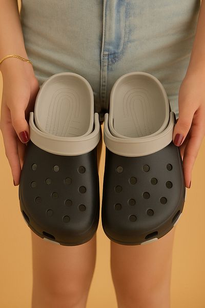 HKM shoes New Season Comfortable Lightweight Unisex Cross Slippers Hospital Doctor Nurse Slippers