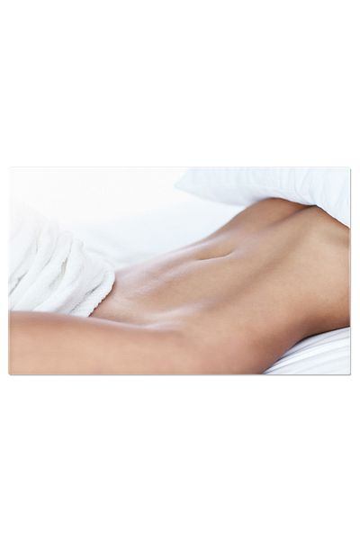 StoryGift Romania Tablou Canvas - Sensualitate In Dormitor: Frumusete, Tentatie Si Intimitate