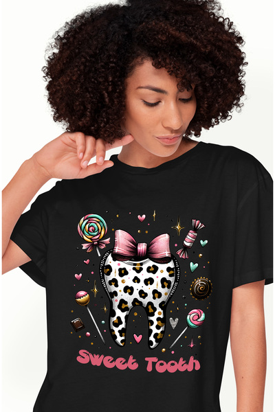 StoryGift Romania Tricou Femei cu mesajul "Sweet tooth", profesie, ilustratie...