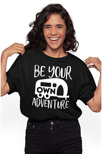 StoryGift Romania Tricou Femei cu o rulota si textul in engleza "Be your own ...
