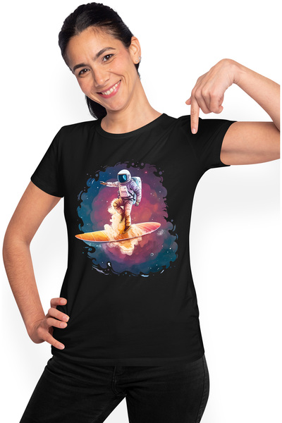 StoryGift Romania Tricou Femei cu un astronaut care se da cu o placa de surf, ilustratie, abstract BLK_L