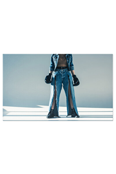 StoryGift Romania Tablou Canvas Combinatie De Forta Si Eleganta Femeia Imbrac...