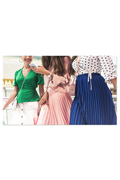 StoryGift Romania Tablou Canvas Eleganta Si Rafinament Fete In Paltoane De Bl...