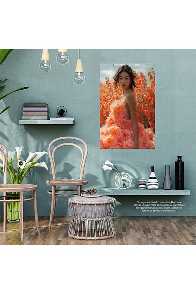StoryGift Romania Tablou Canvas: Fata Chinezoaica In Rochie Frumoasa Florala In Lanul Plin De Flori Pictura Digi