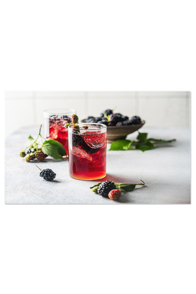StoryGift Romania Tablou Canvas: Bautura Racoritoare - Suc De Fructe Cu Gheata Si Fructe De Padure