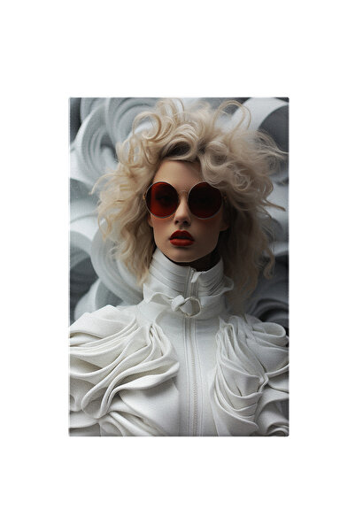 StoryGift Romania Tablou Canvas: Eleganta Maiestoasa In Alb Costum, Croiala C...