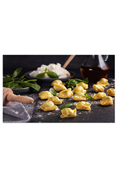 StoryGift Romania Tablou Canvas - Delicii Italiene La Tine Acasa: Ravioli Si Tortellini Proaspete