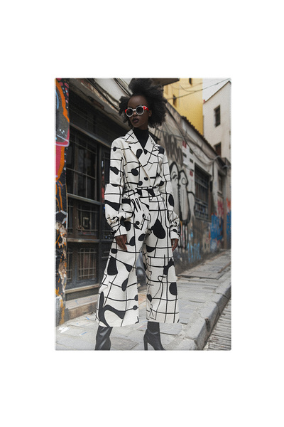 StoryGift Romania Tablou Canvas Orașul Ca Inspirație Pentru Femeia Arapcă Reflectarea Peisajului Urban În Ținuta