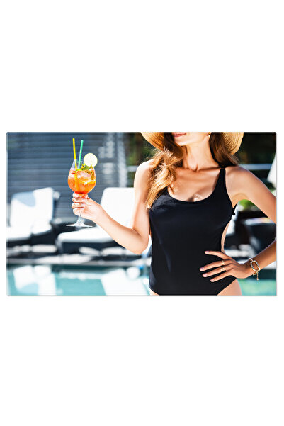 StoryGift Romania Tablou Canvas Stil Si Savoare Femeia In Costum De Baie Cu Cocktail De Fructe O Evadare Intro Z