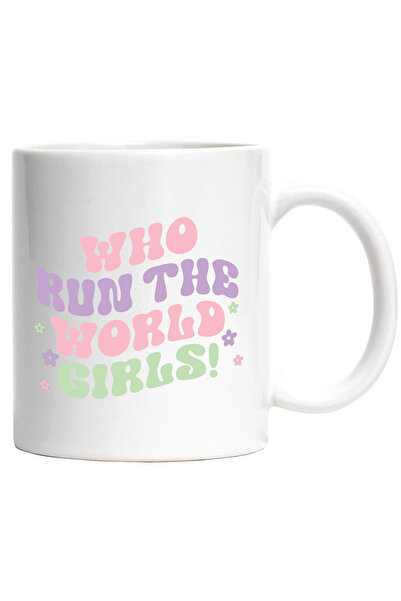 StoryGift Romania Cana cu floricele pentru fetele care considera ca ele condu...