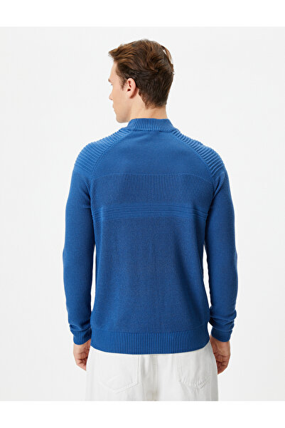 Koton Triko Kazak Slim Fit Dokulu Bisiklet Yaka Uzun Kollu