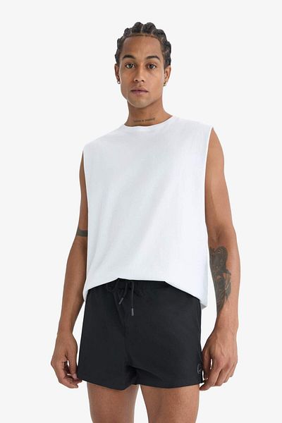 DeFacto DeFactoFit Andy bedruckte, dehnbare, strukturierte, kurze Sport-Meer-Shorts B5987AX25HS