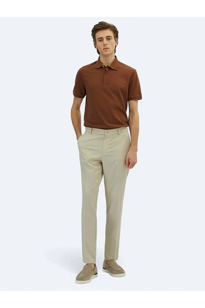 Kip Ecru Woven Jogging Fit Casual Trousers