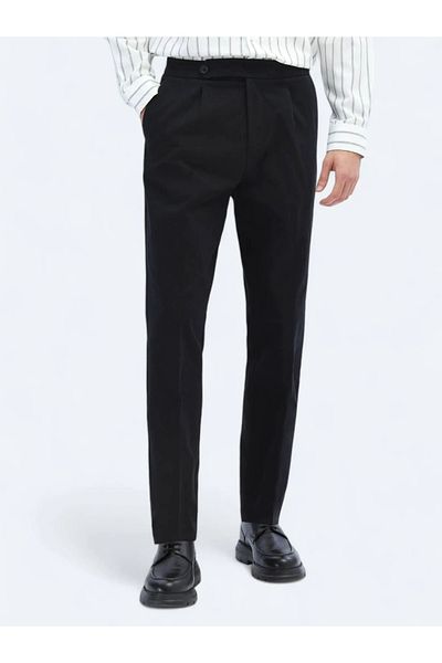 Kip Black Woven Carrot Fit Casual Cotton Blended Pants