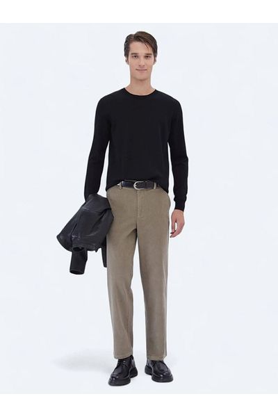 Kip Pulover negru din tricot simplu cu gât crew