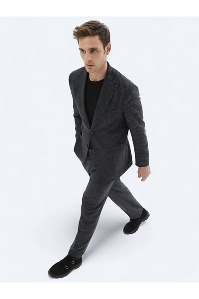 Kip Anthracite Striped Modern Fit Wool Blended Suit