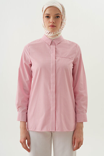 Tuğba Yırtmaç Detaylı Çizgili Gömlek - Fuşya