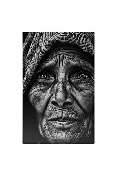 StoryGift Romania Tablou Canvas: Portret De Femeie In Varsta - Durere Tristet...
