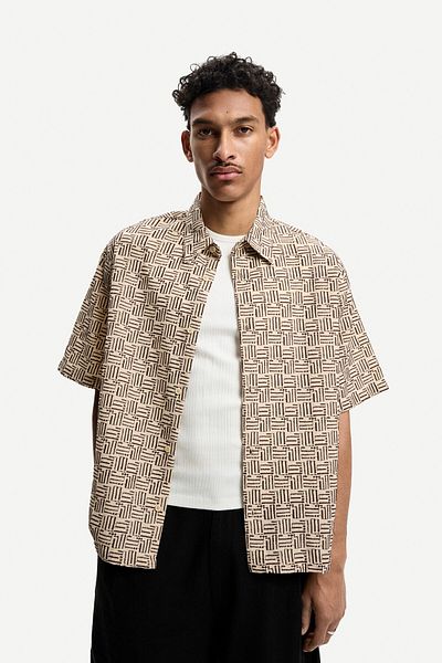 Bershka Embroidered short sleeve boxy fit shirt
