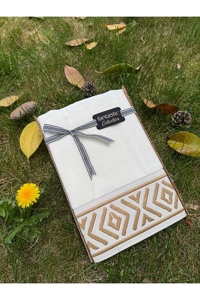 Fantastic Collection Special Velvet Gift Towel Set with Border Embroidered Geometric Pattern