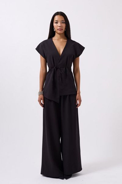 Moda Ebrar Ahes Shopping Lace Detail Vest