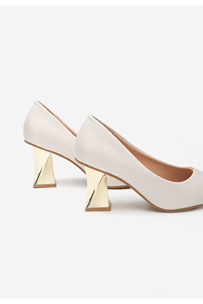 B T Shoes Béžové lodičky Rociana