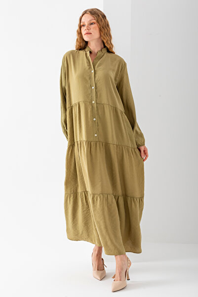 GİYSA Дамска рокля с дълъг ръкав и яка тип „мандарина“ с копчета, зелена - 25541