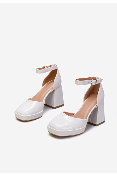 B T Shoes White Ibia Chunky Heel Shoes