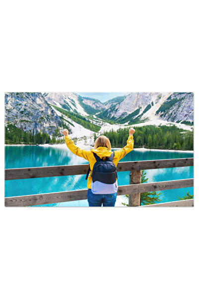 StoryGift Romania Tablou Canvas Turistul Ridicand Mainile Si Bucuranduse De Privelistea Lacului Braies In Alpii D