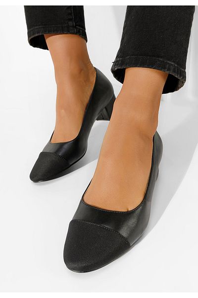 B T Shoes Pantofi Cu Toc Mic Coram Negri