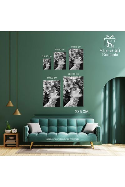 StoryGift Romania Tablou Canvas: Portret Alb-negru Cu O Femeie Cu Flori In Par Cu Buze Mari Si Rochie Dantelata