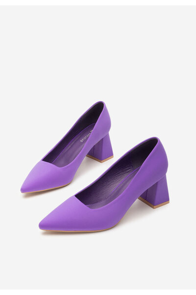 B T Shoes Fialové lodičky na hrubém podpatku Calisie