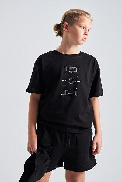 The Champ Clothing Ανδρικό μπλουζάκι Oversize με μοτίβο γηπέδου ποδοσφαίρου 1...